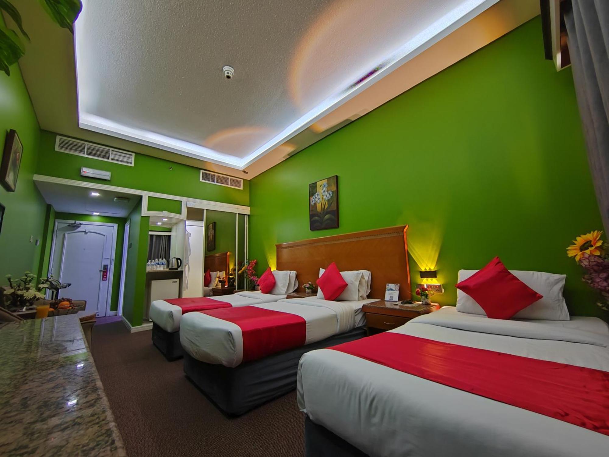 Le Paradise Palace Hotel 3*
